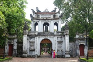 main_gate_-_temple_of_literature_hanoi